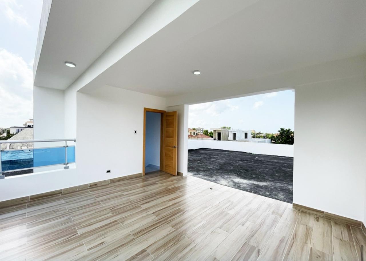 casas - "Venta de Casa en San Isidro - 4 Habitaciones, Piscina y Excelente Ubicación" 5