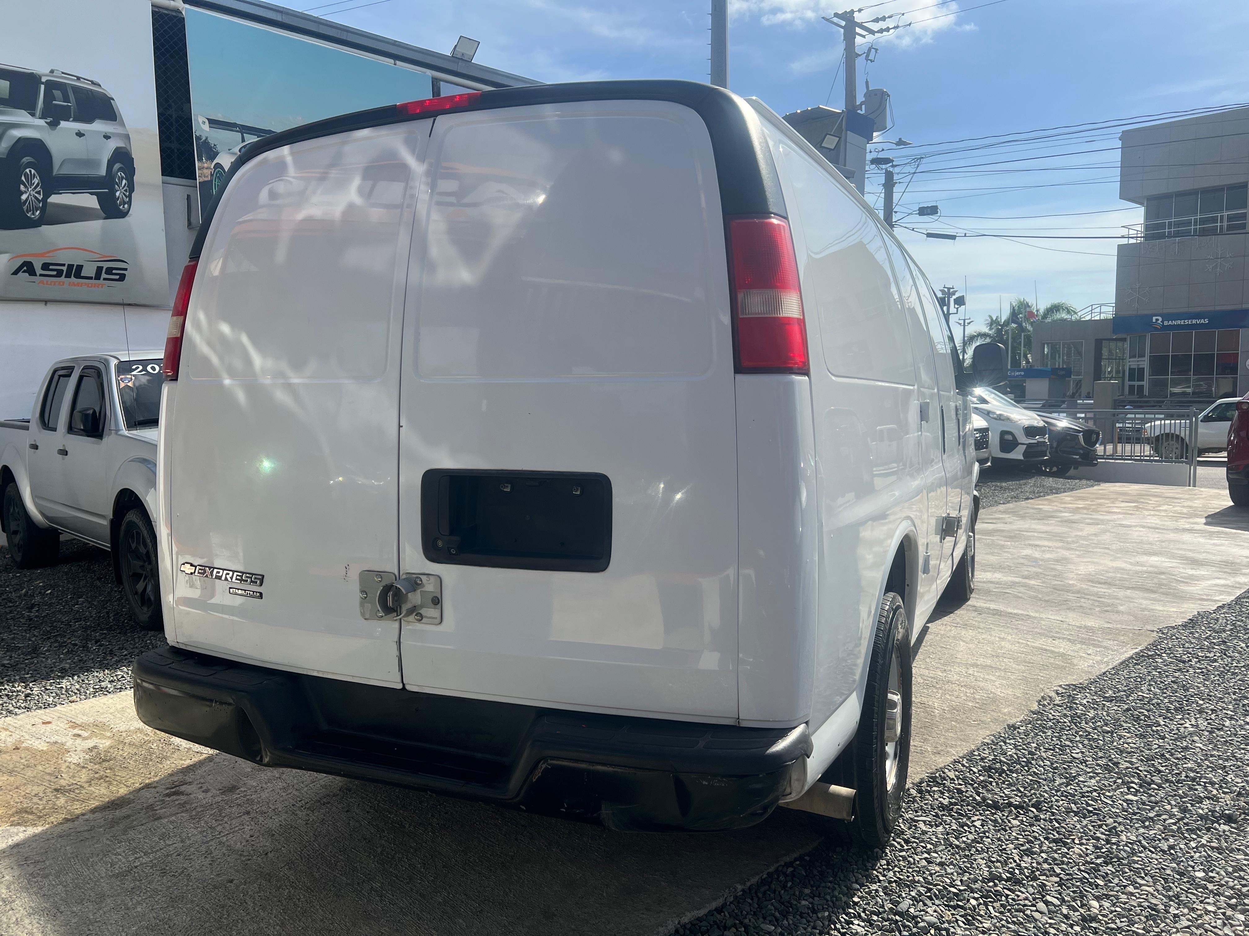 jeepetas y camionetas - Chevrolet Express G2500 2015  2