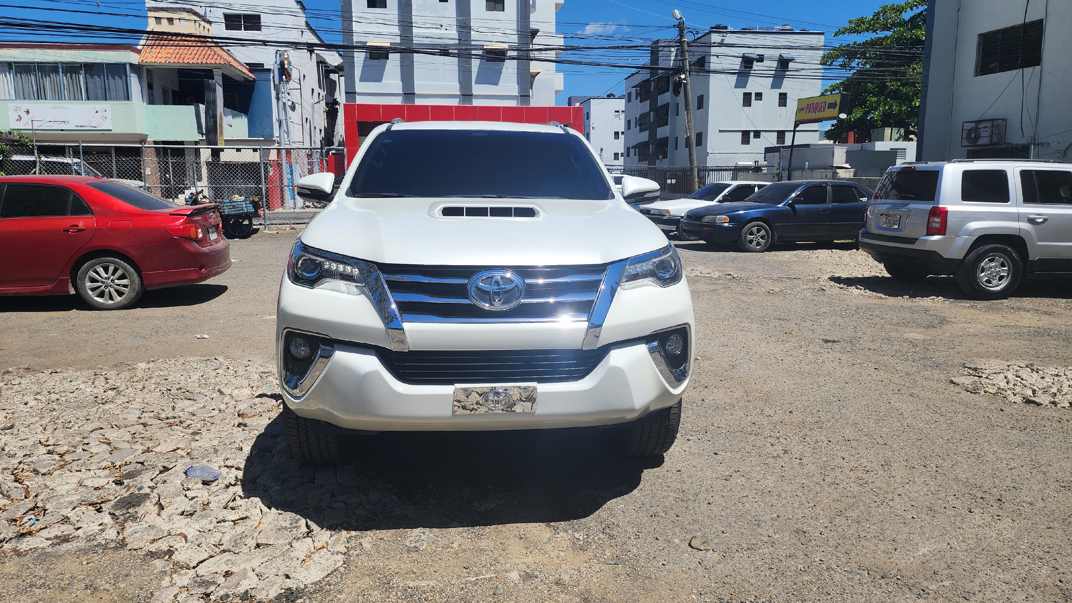 jeepetas y camionetas - Toyota fortuner 2018