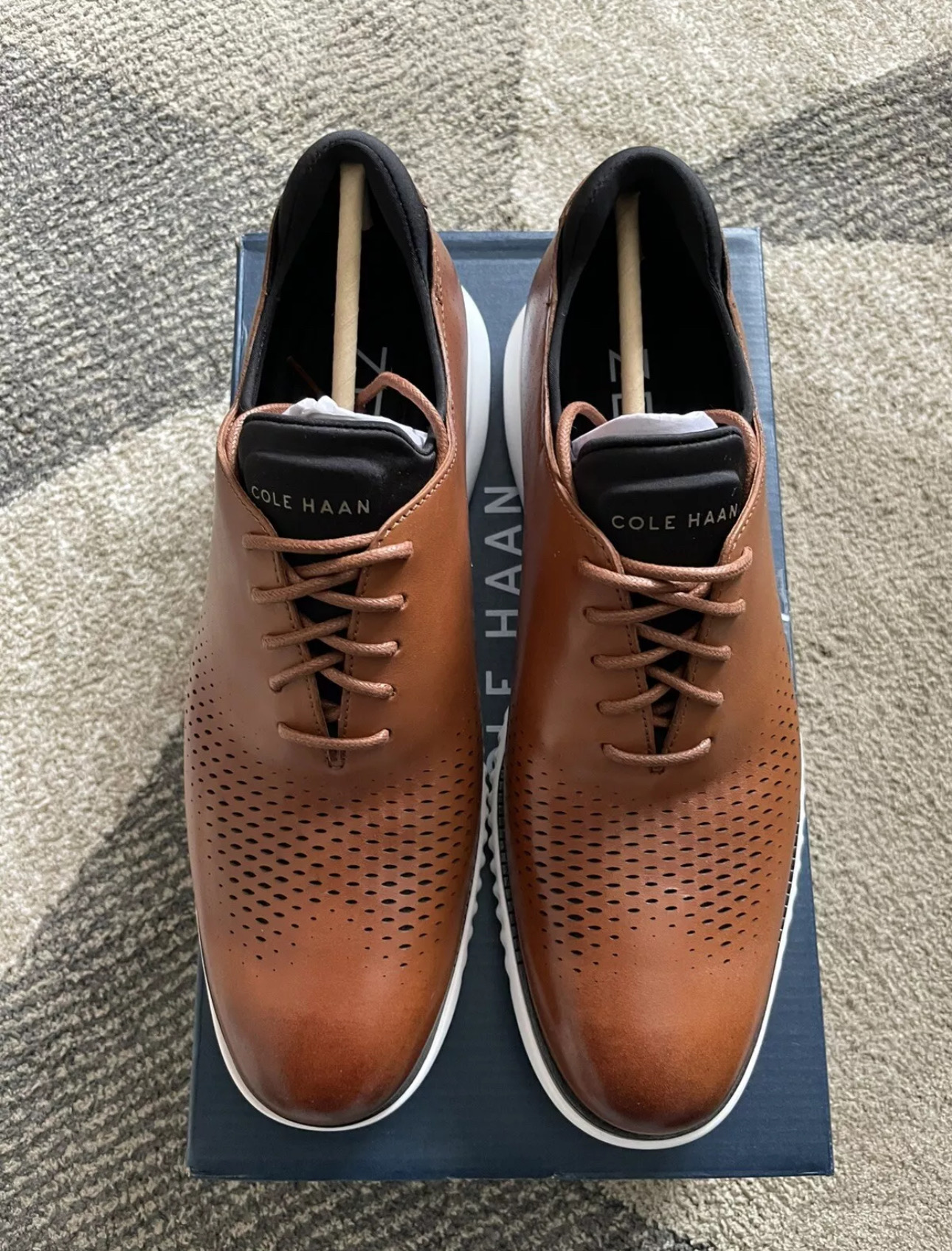 zapatos para hombre - Cole Haan - Size 12 2.Zerogrand Laser Wing Oxford Dress Shoes Men's Wide Brown 1