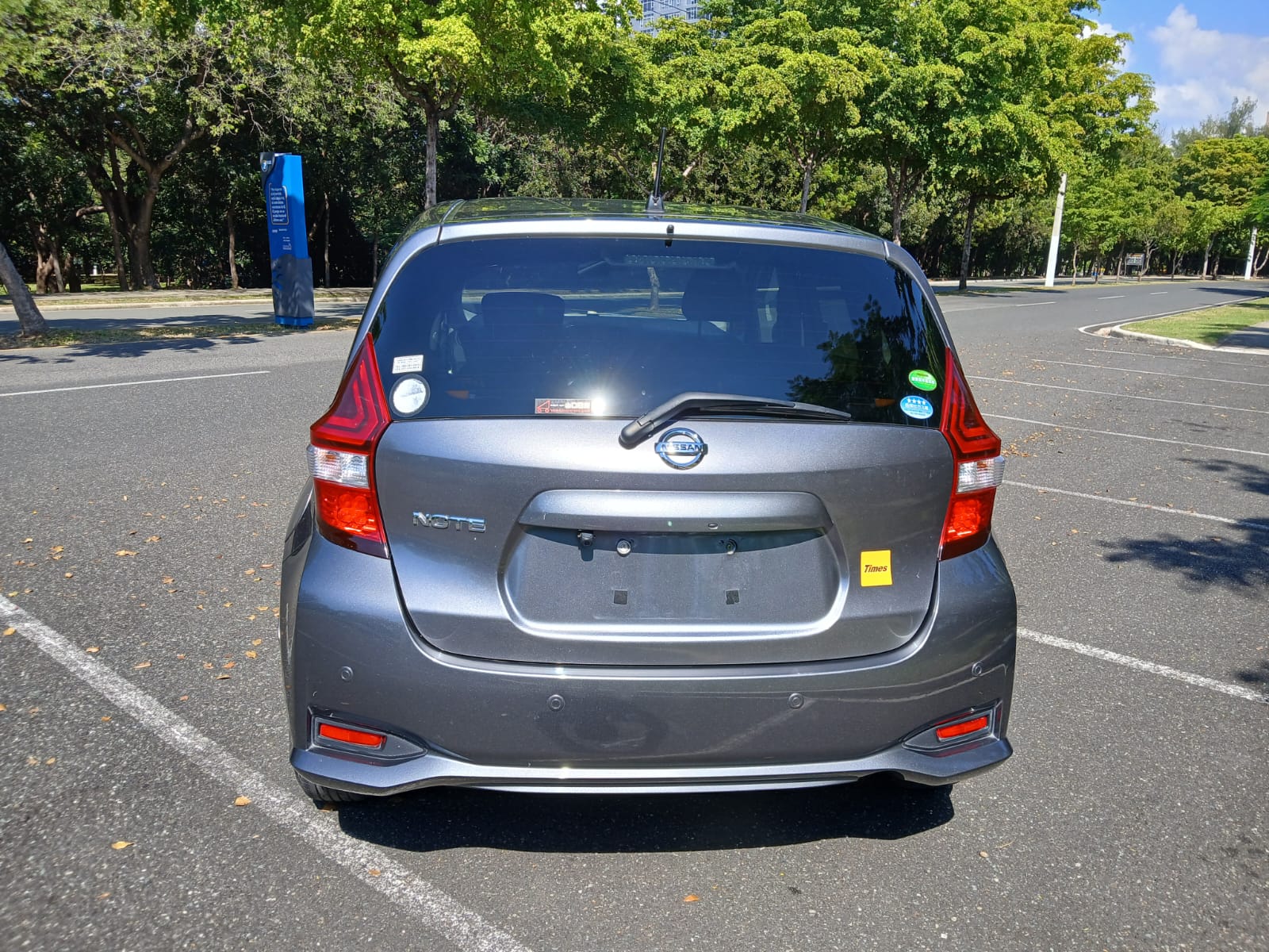 carros - VENDO NISSAN NOTE 2018 FINANCIAMIENTO DISPONIBLE  2