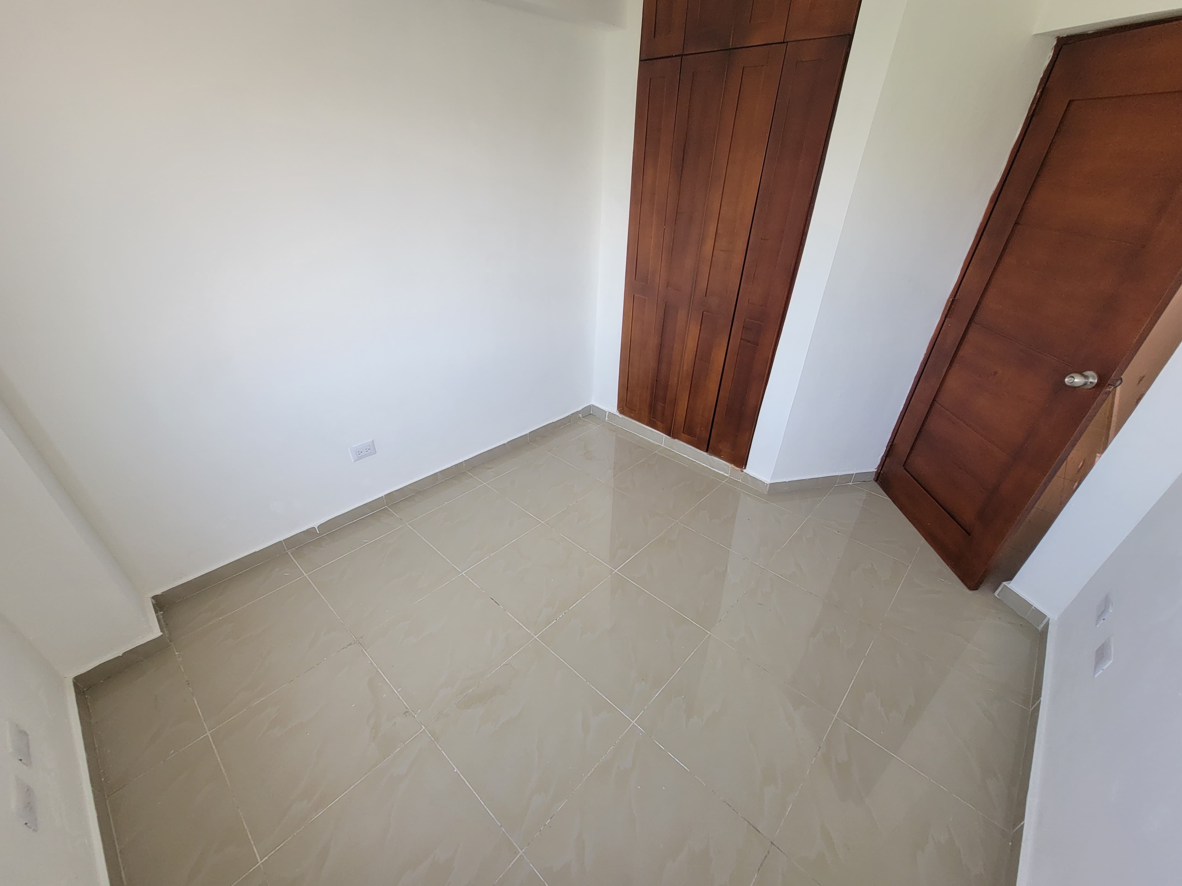 apartamentos - venta de apartamento 2do piso con 3 parqueos reparto los 3 ojos Santo Domingo  1