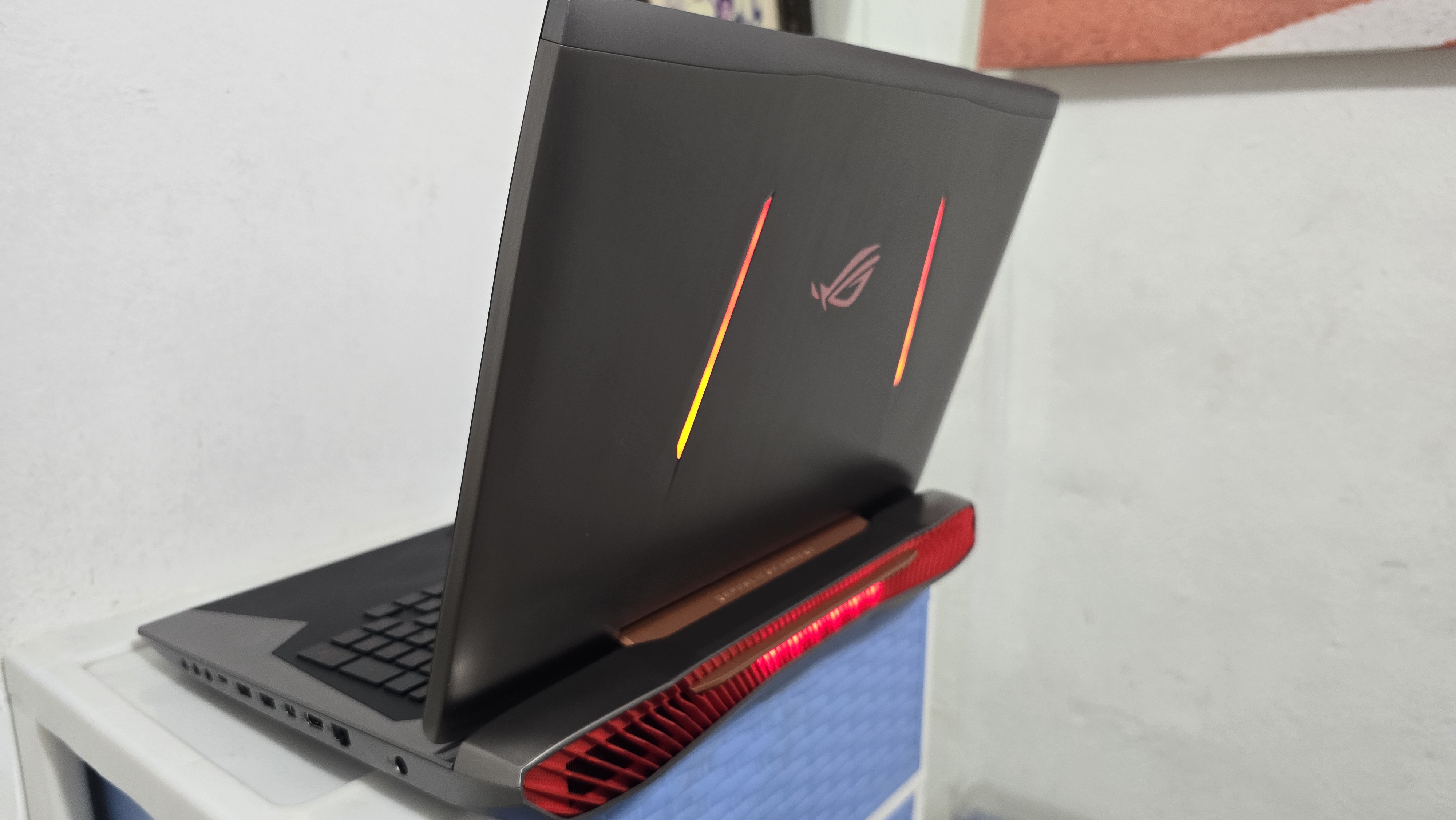 computadoras y laptops - Asus Gamer ROG Core i7 2.70ghz Ram 32gb ddr4 Disco 256gb Y 1000gb Gtx 1070 8gb 3