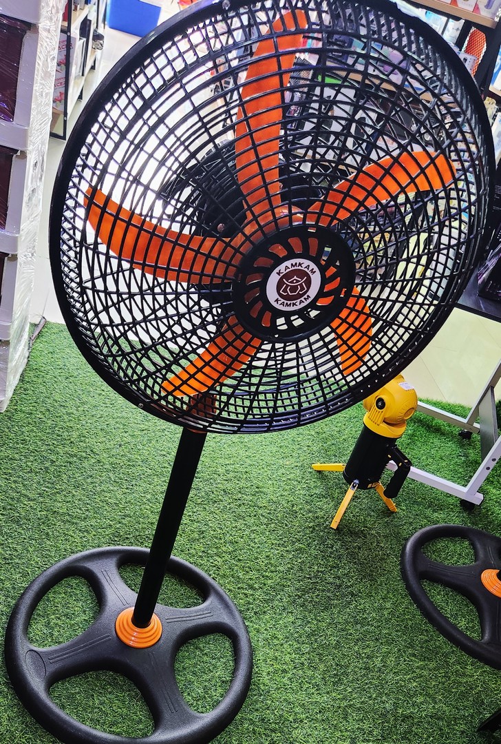 aires acondicionados y abanicos - Abanico, ventilador con pedestal. 2