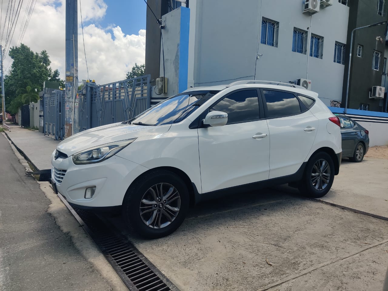 jeepetas y camionetas - HYUNDAI TUCSON SE 2014 2