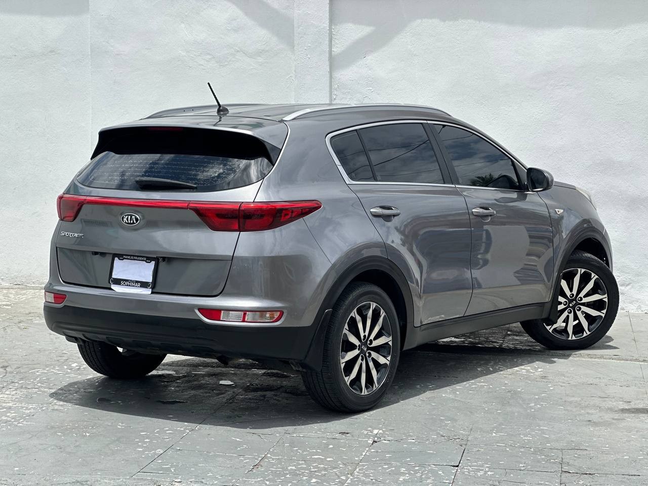 jeepetas y camionetas - KIA SPORTAGE EX 2019De la casa Viamar100mil km 3