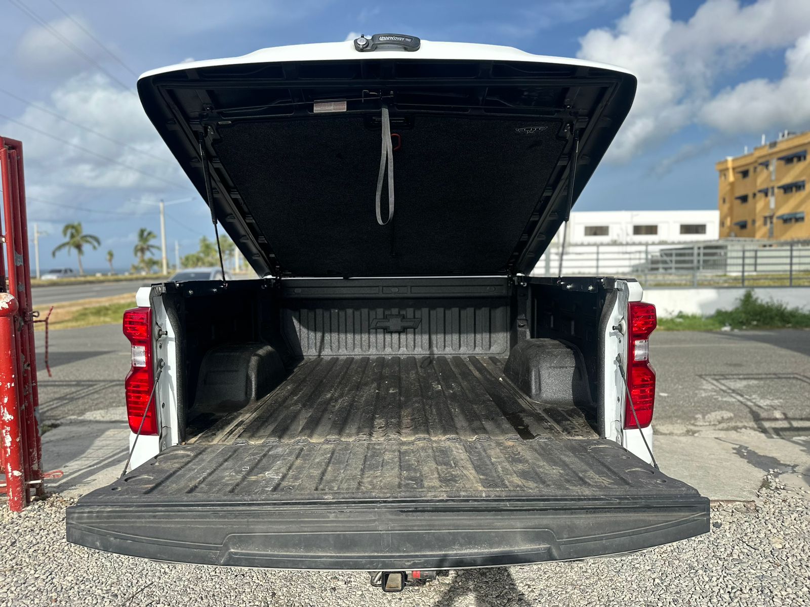 jeepetas y camionetas - Chevrolet Silverado LT 2019 
4x4 



 4