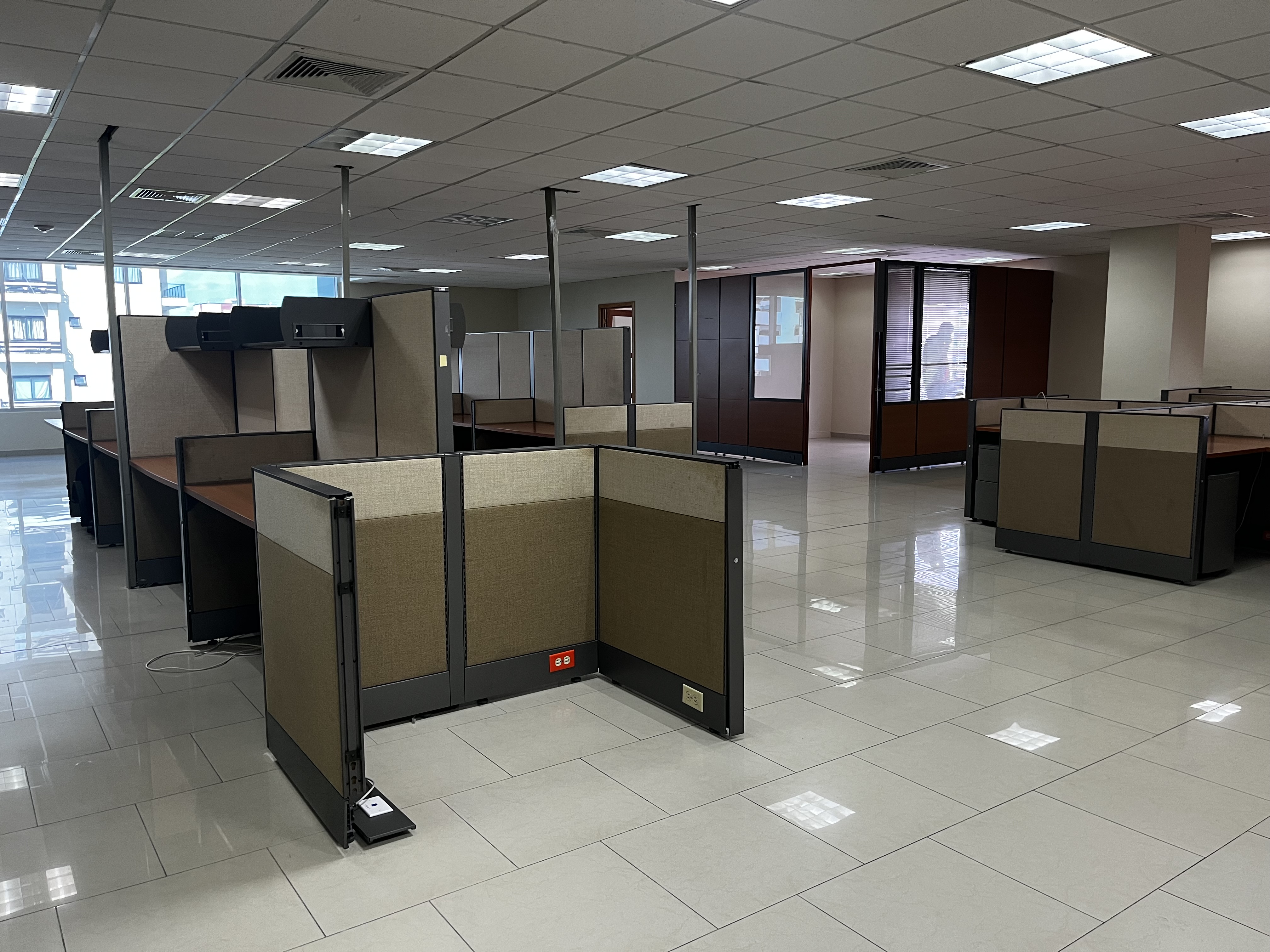 oficinas y locales comerciales - Oficina Alquiler Evaristo Morales de 378 m2 