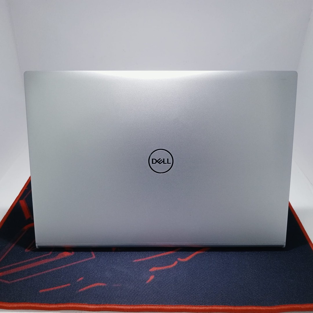 computadoras y laptops - Laptop Dell Inspiron 14 7000 14.5"/ i5 1135G7 / 8GB DDR4 / 256 SSD/ 14.5-inch 2