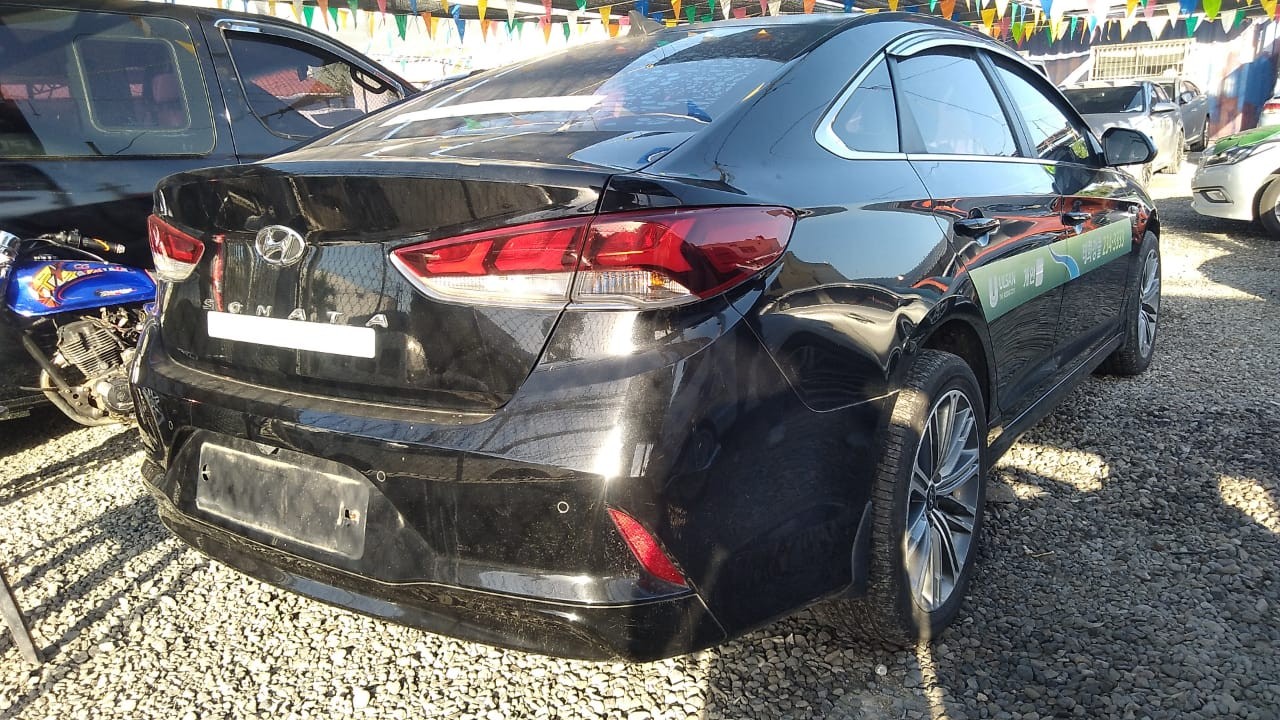 carros - HYUNDAI SONATA NEW RISE 2018 NEGRO 2