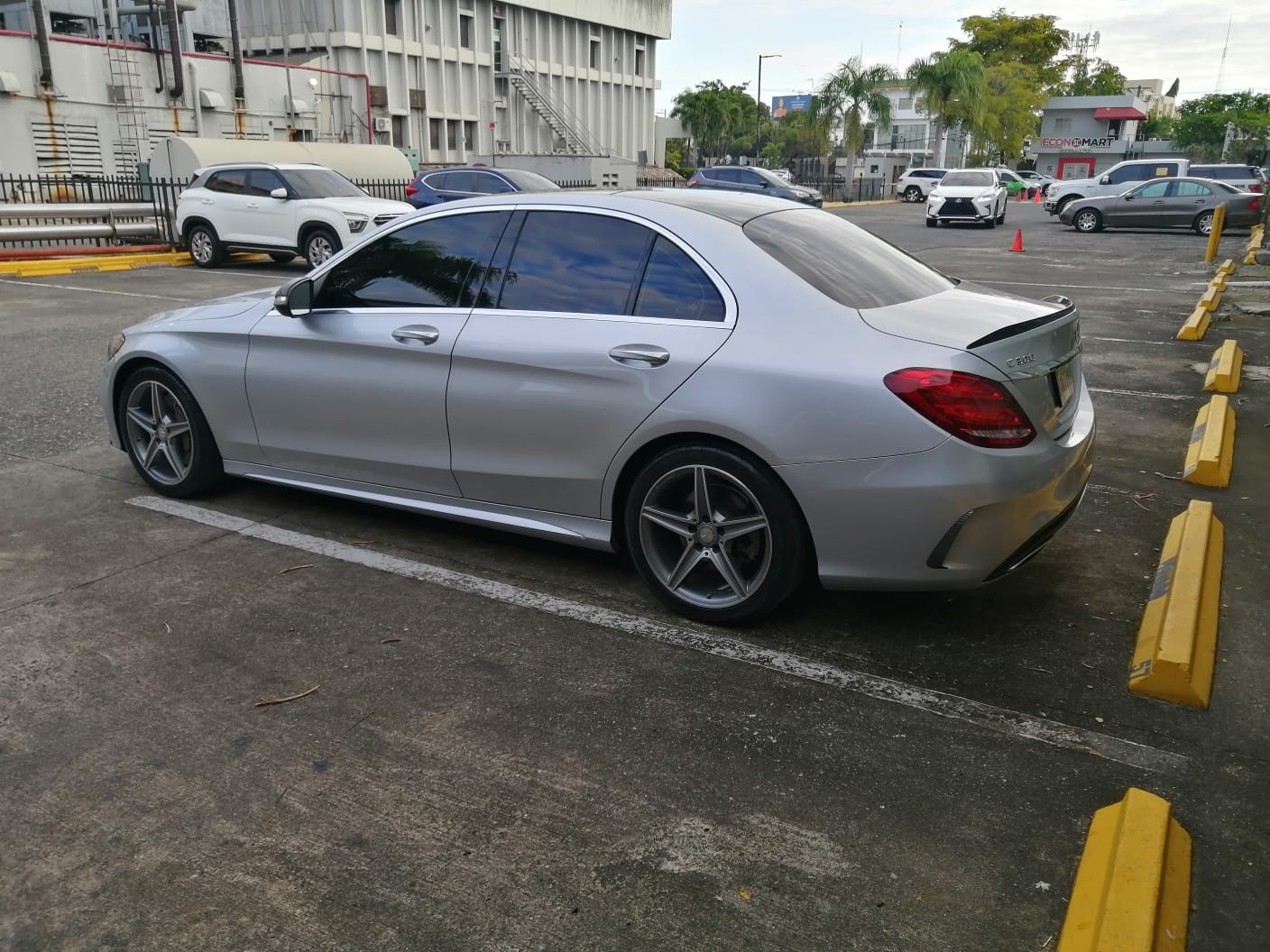 carros - Mercedes Benz C300 2015 AMG 3