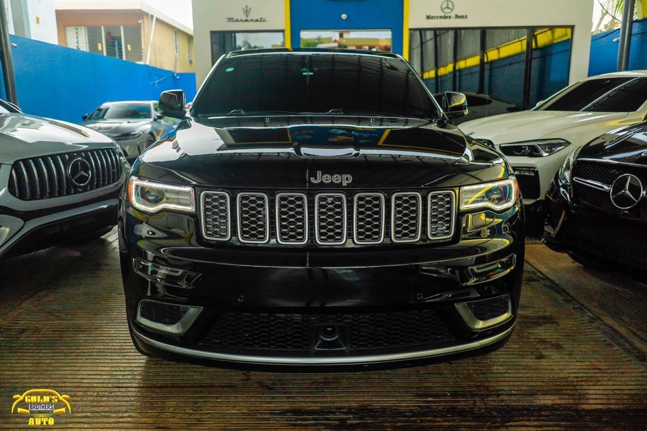 jeepetas y camionetas - Jeep Grand Cherokee Summit 4x4 2017 Clean Carfax 1