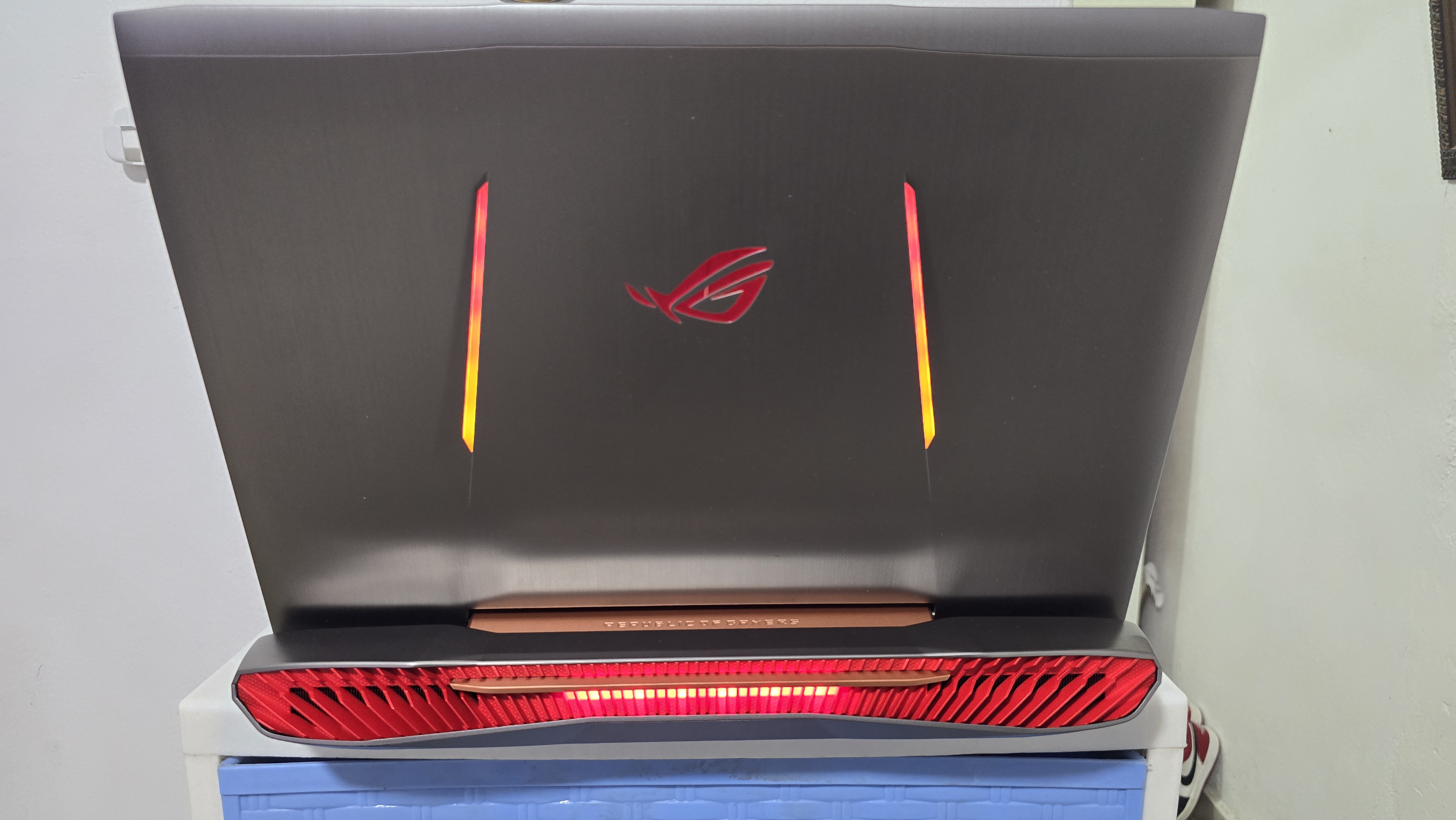 computadoras y laptops - Asus Gamer ROG Core i7 2.70ghz Ram 32gb ddr4 Disco 256gb Y 1000gb Gtx 1070 8gb 4