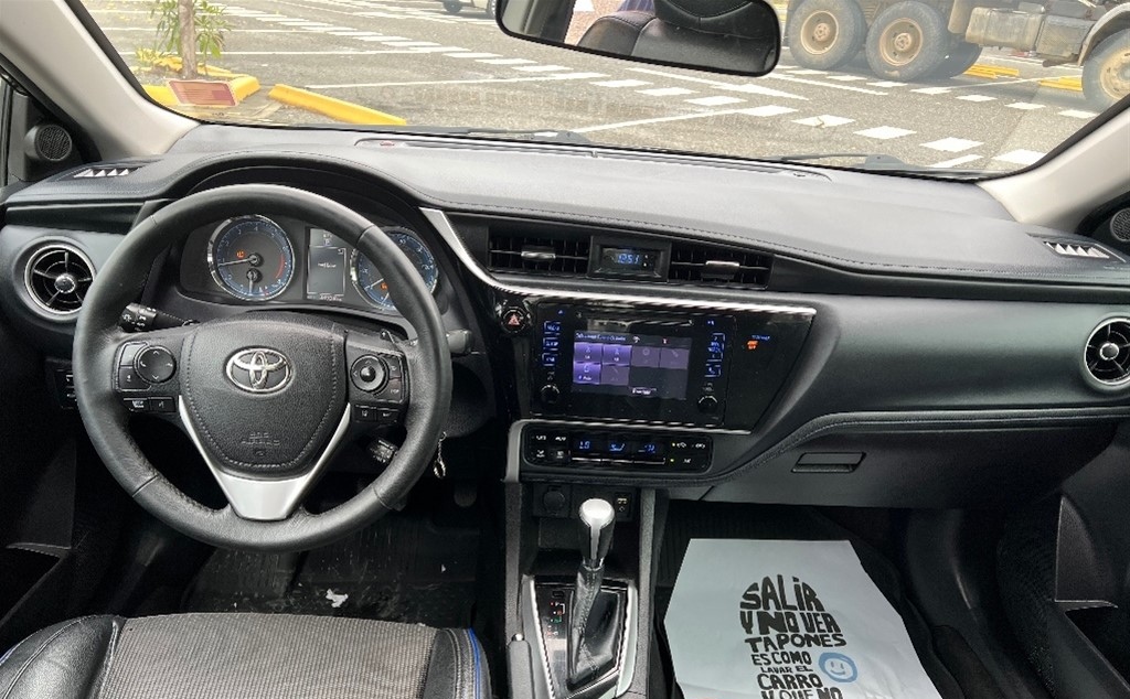 carros - 2019 Toyota Corolla SE  4