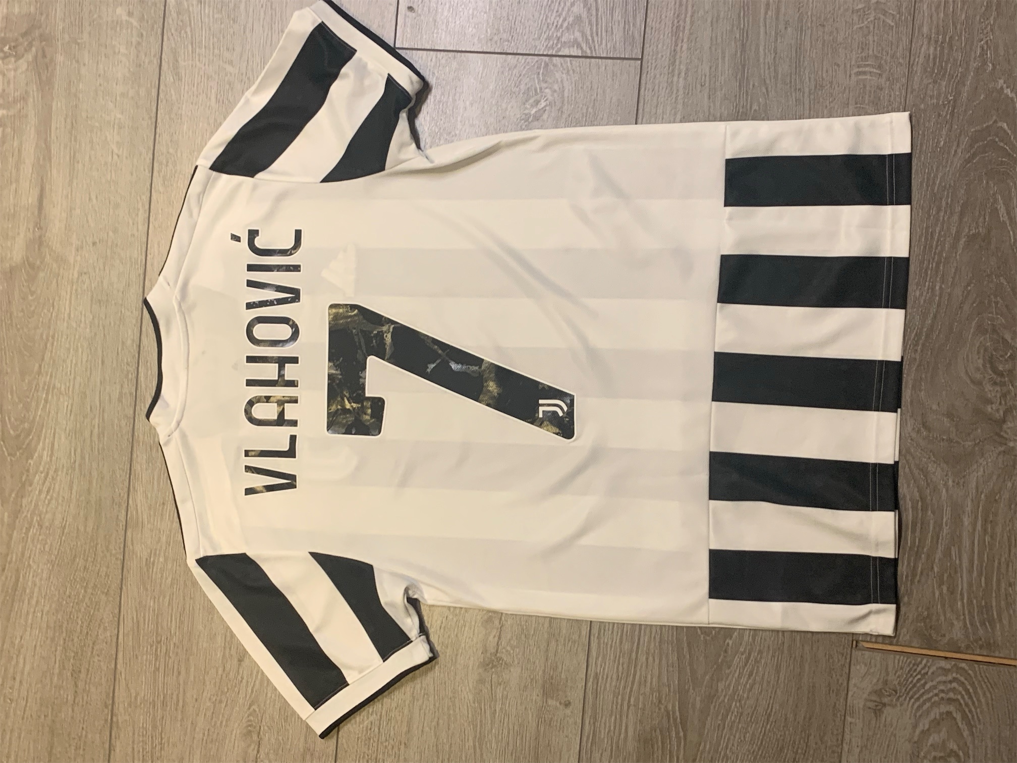 deportes - Camiseta de Juventus Original 

Vlahovic 7 1