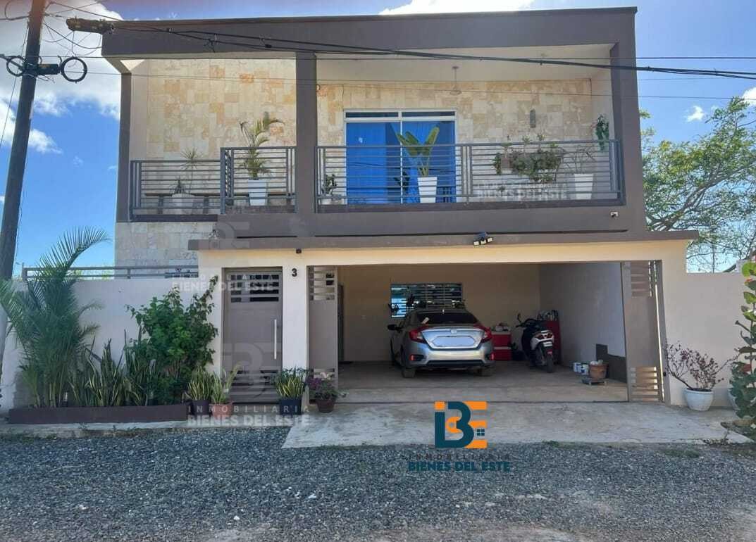 casas - Se Vende Casa Nueva y Moderna con Piscina ubicada en Residencial Villa España.

