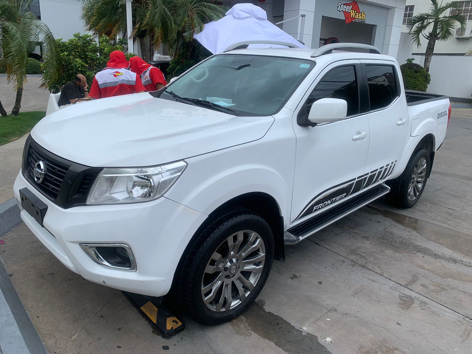 jeepetas y camionetas - Nissan Frontier 2018 impecable  2