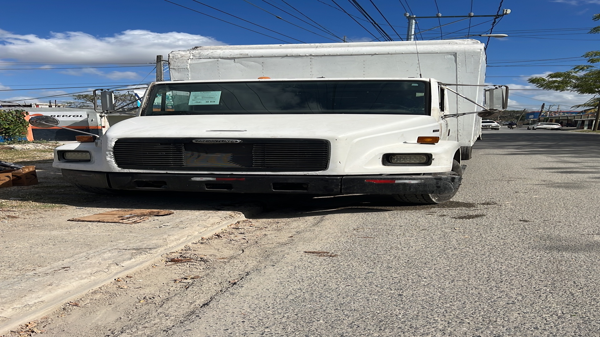 camiones y vehiculos pesados - camion frighlinner 2001 fl70 motor caterpillar tranmision cummi caja caliente 24 1