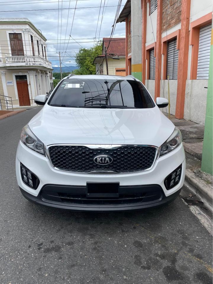 jeepetas y camionetas - Kia Sorento 2016 V6 4x4 3 Filas de Asientos