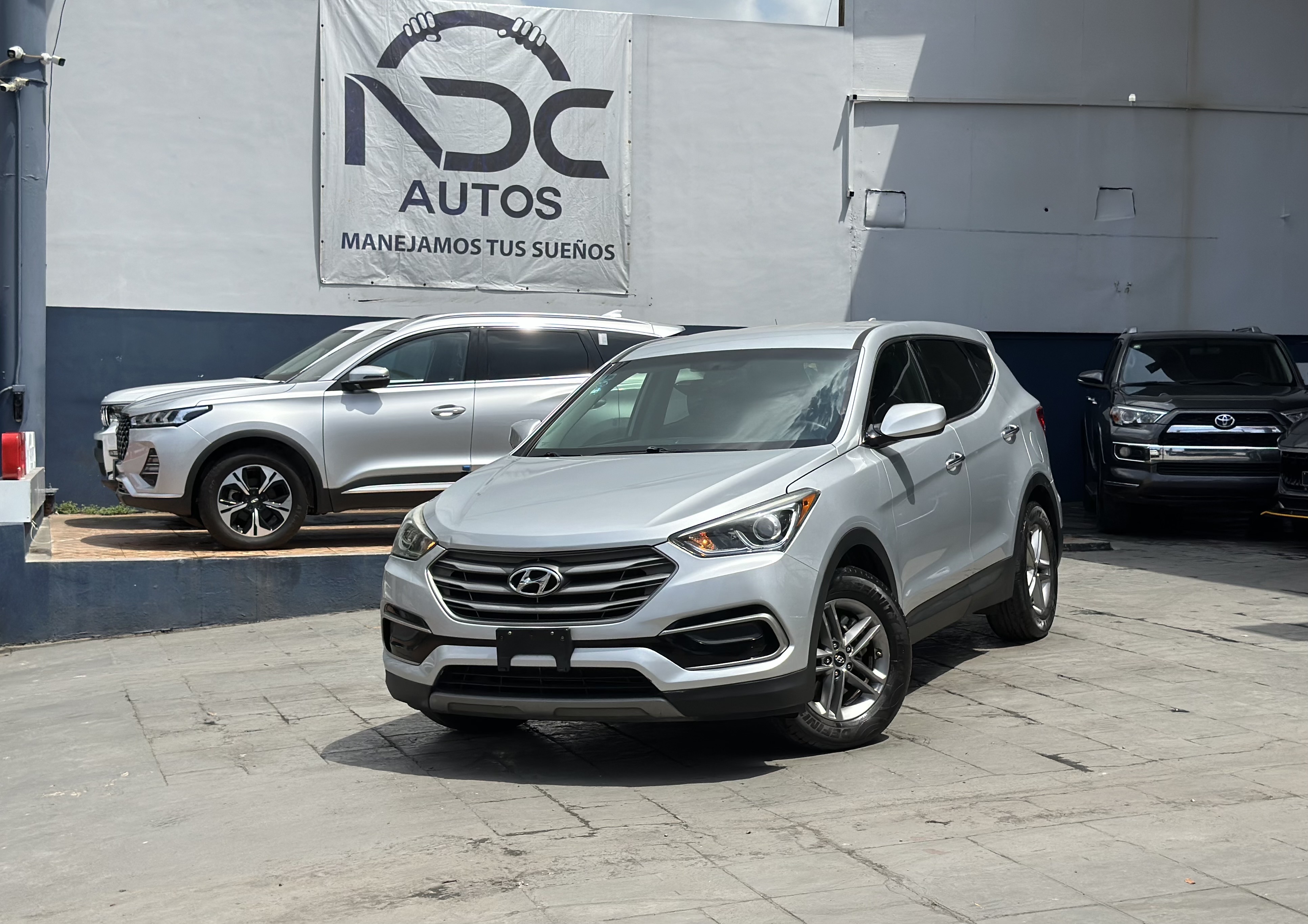 jeepetas y camionetas - HYUNDAI SANTA FE SPORT AWD 2017