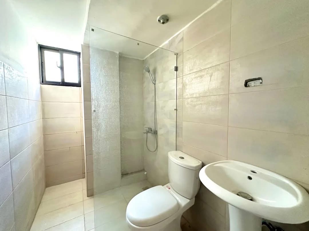 apartamentos - Av. Independencia📍

❗️Apartamento en alquiler con terraza❗️
 5