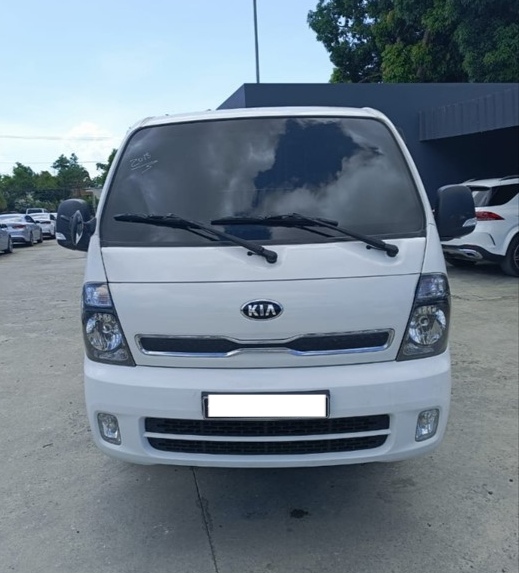 camiones y vehiculos pesados - 2018 Kia Bongo III DIESEL  2