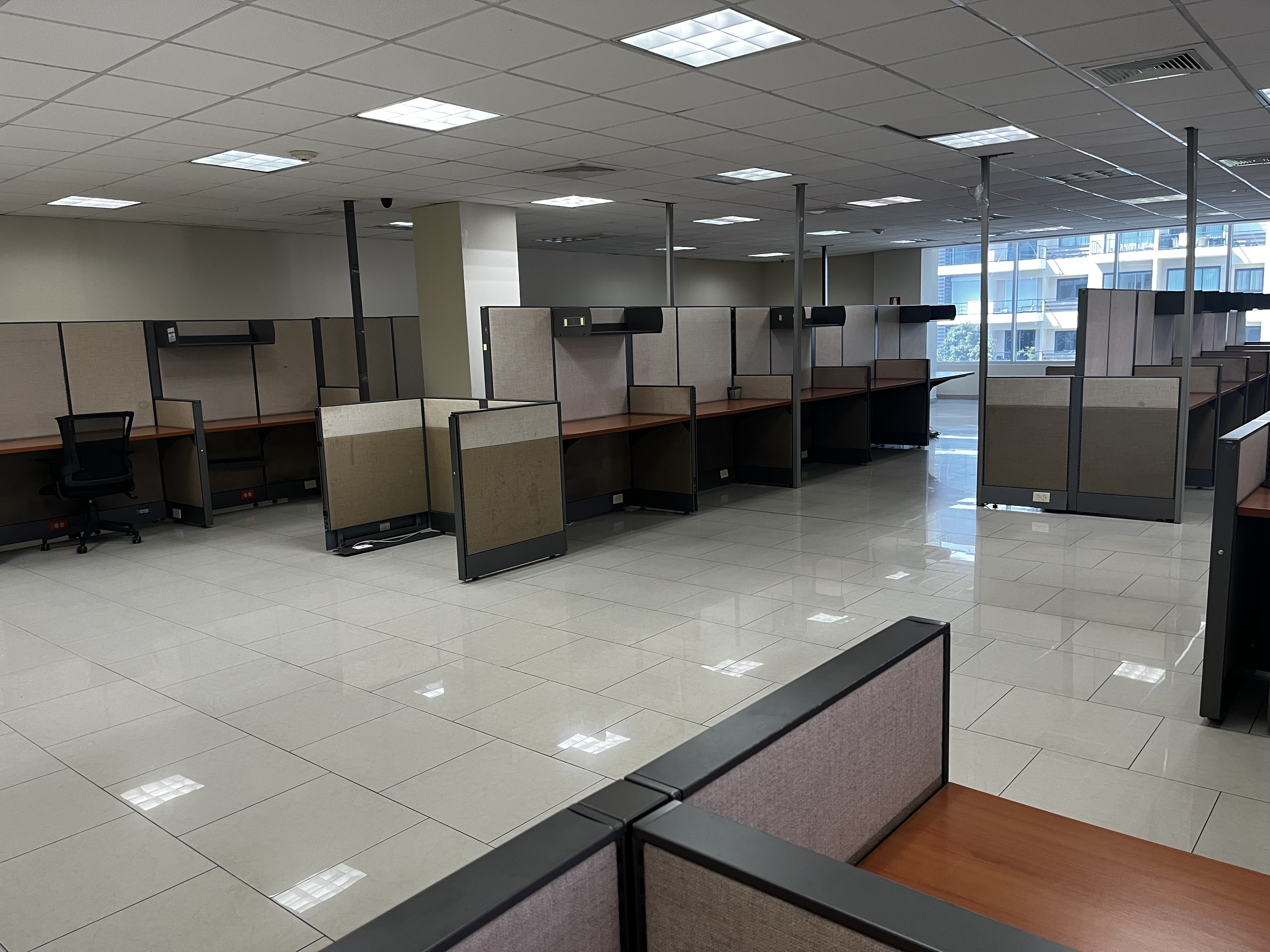 oficinas y locales comerciales - Oficina Alquiler Evaristo Morales de 378 m2  1