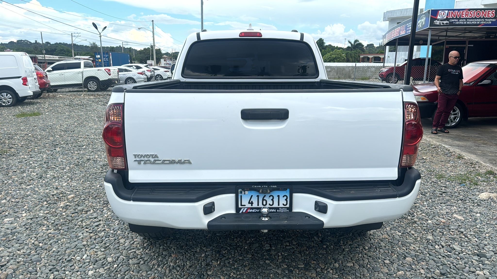 jeepetas y camionetas - Toyota Tacoma Trd off road 2015 4x4 4