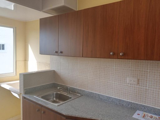 apartamentos - SE VENDE EN LA JACOBOO 
APARTAMENTO NUEVO SIN ESTRENAR 1