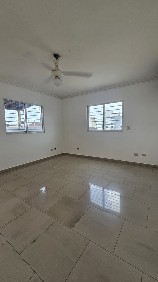 apartamentos - Amplio Penthouse en buenísima zona de Los Prados  2