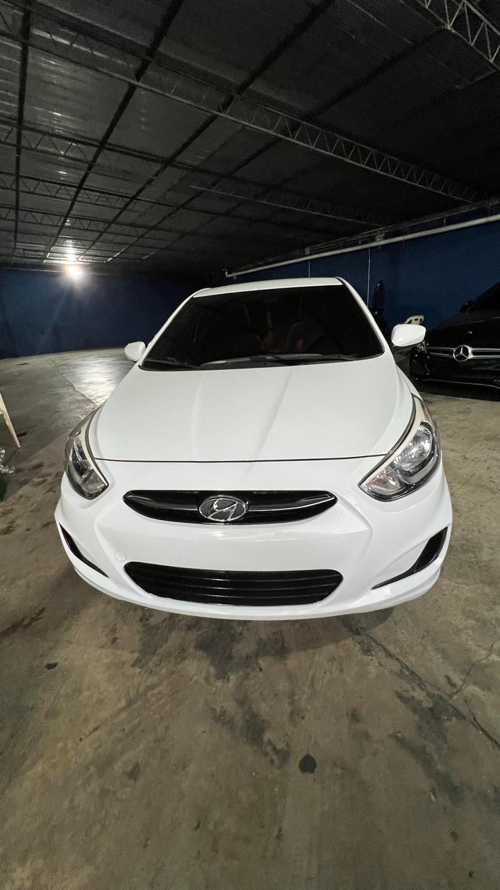 carros - Hyundai Accent 2015 0