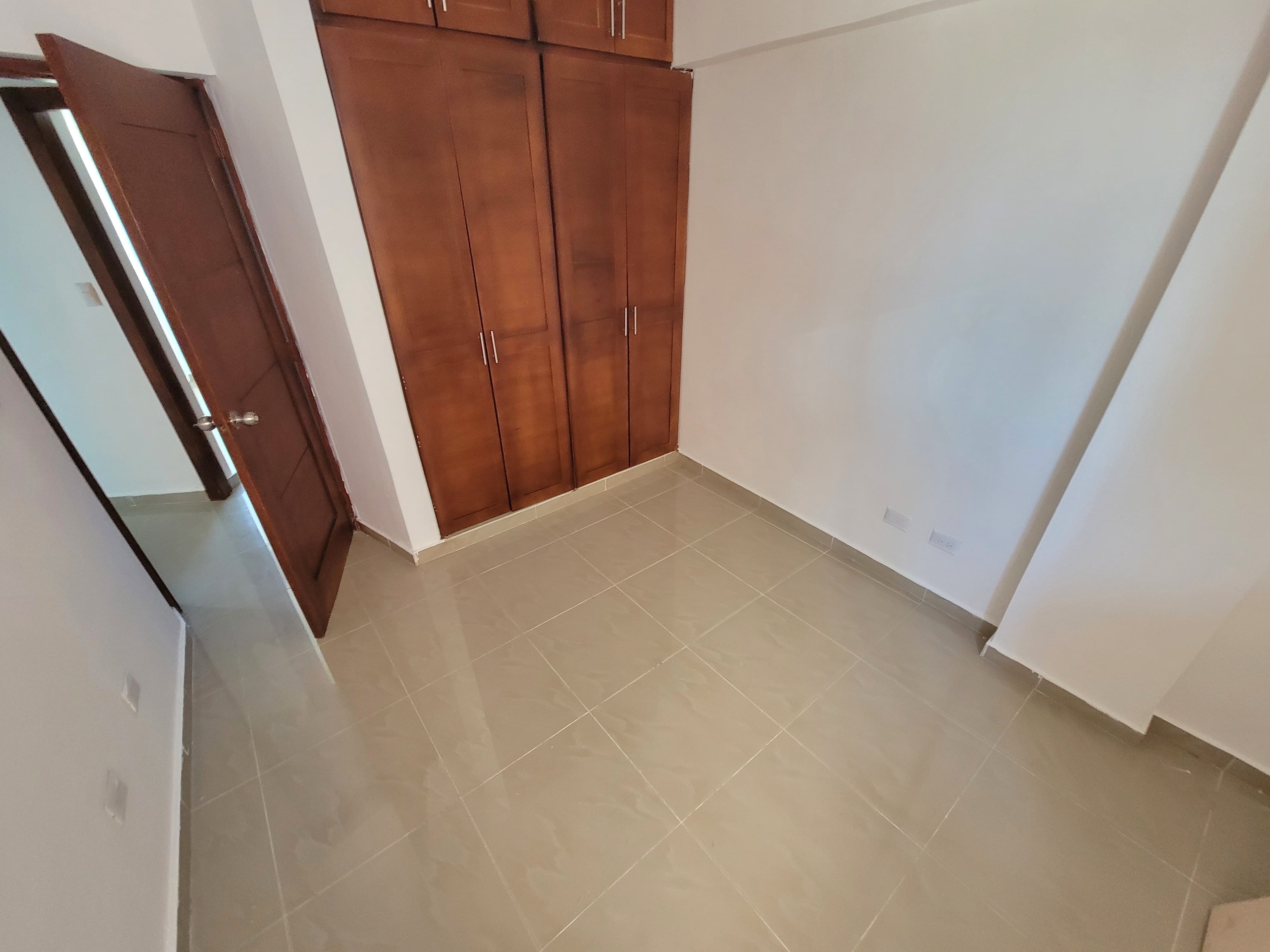 apartamentos - venta de apartamento 2do piso con 3 parqueos reparto los 3 ojos Santo Domingo  3