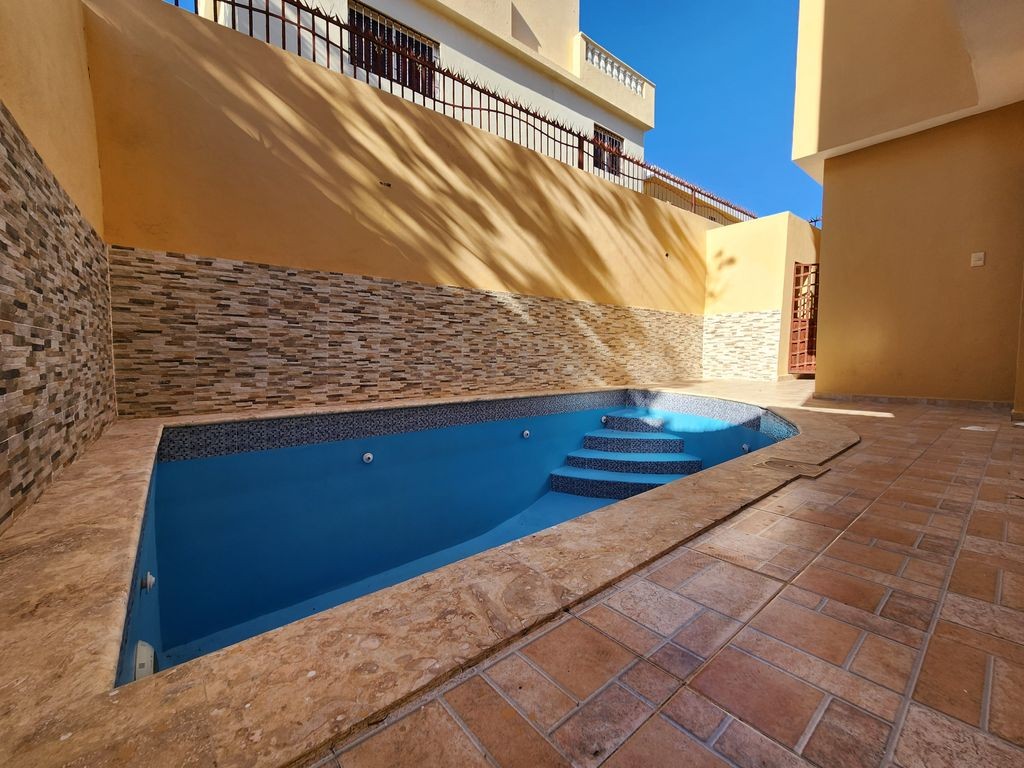 casas - Hermosa casa con piscina en Mirador del Este 6