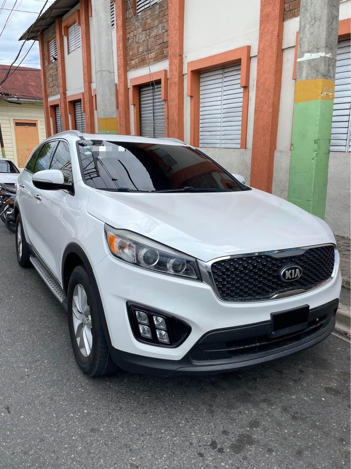 jeepetas y camionetas - Kia Sorento 2016 V6 4x4 3 Filas de Asientos 1