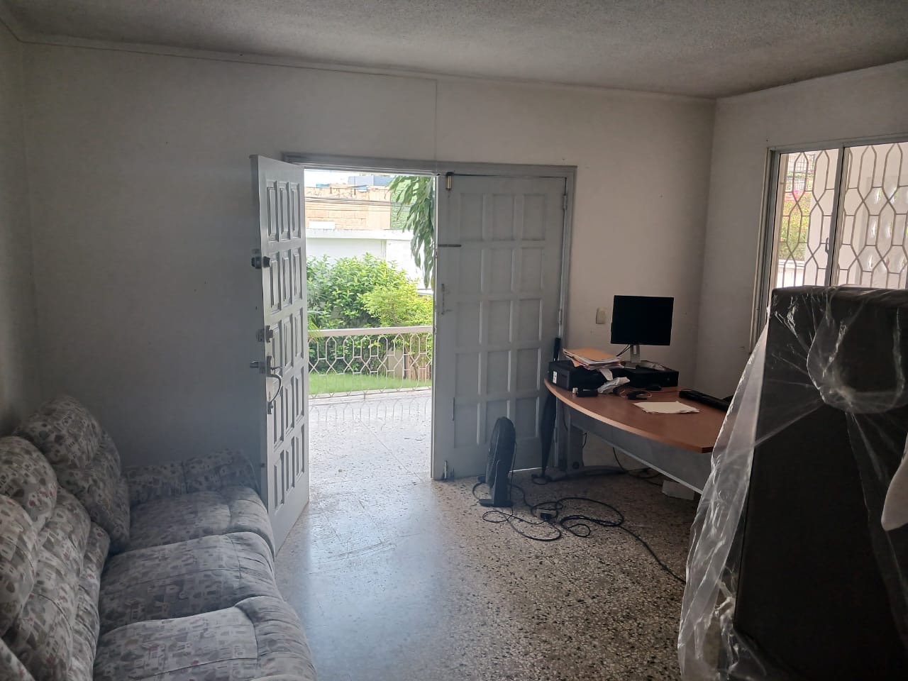 casas - Vendo casa urbanización Fernández ideal uso comerc 0