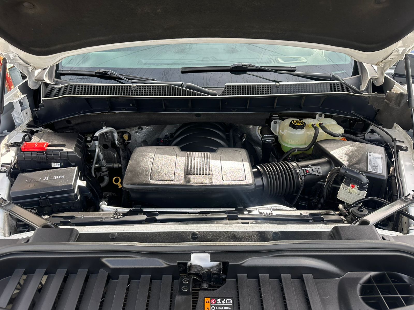 jeepetas y camionetas - Chevrolet Silverado LT 2019 
4x4 



 6