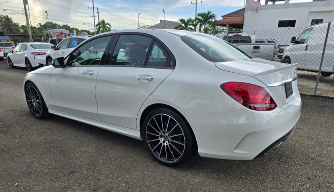 carros - Mercedes Benz C300 2018 nitido 2