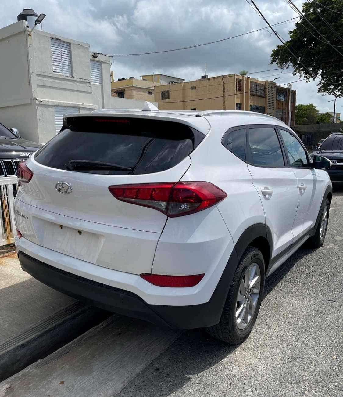 jeepetas y camionetas - Hyundai Tucson 2019 SE