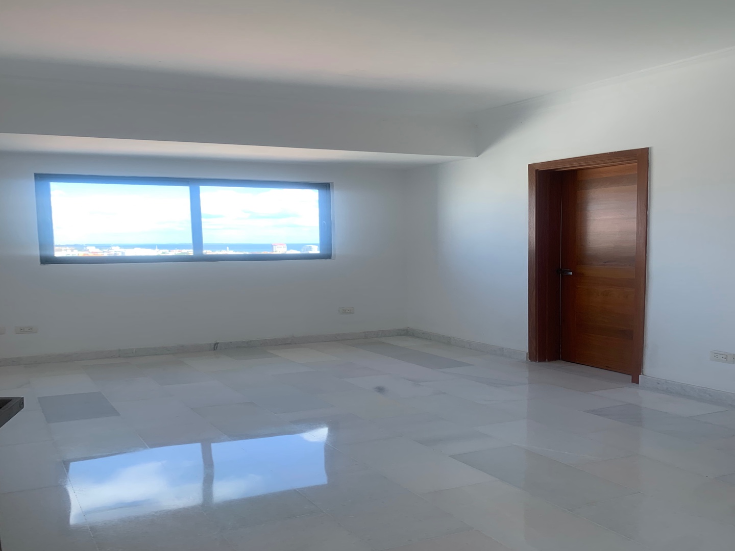 apartamentos - Vendo apto en La esperilla 
200.Mts. 
 8