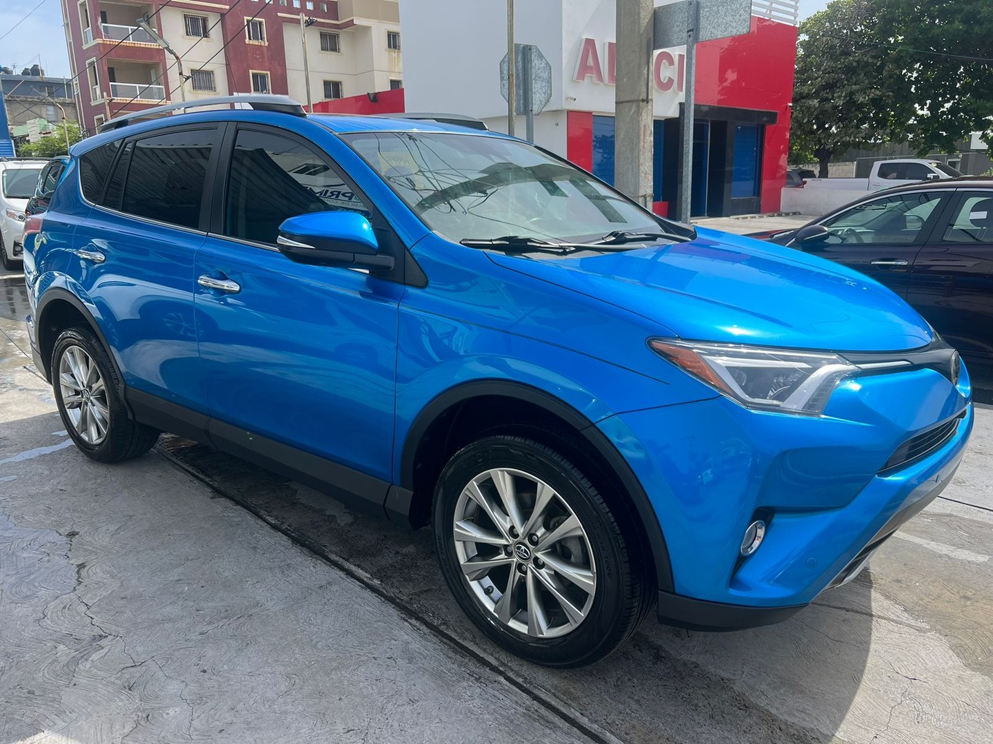 jeepetas y camionetas - Toyota RAV4 Limited 2018 8