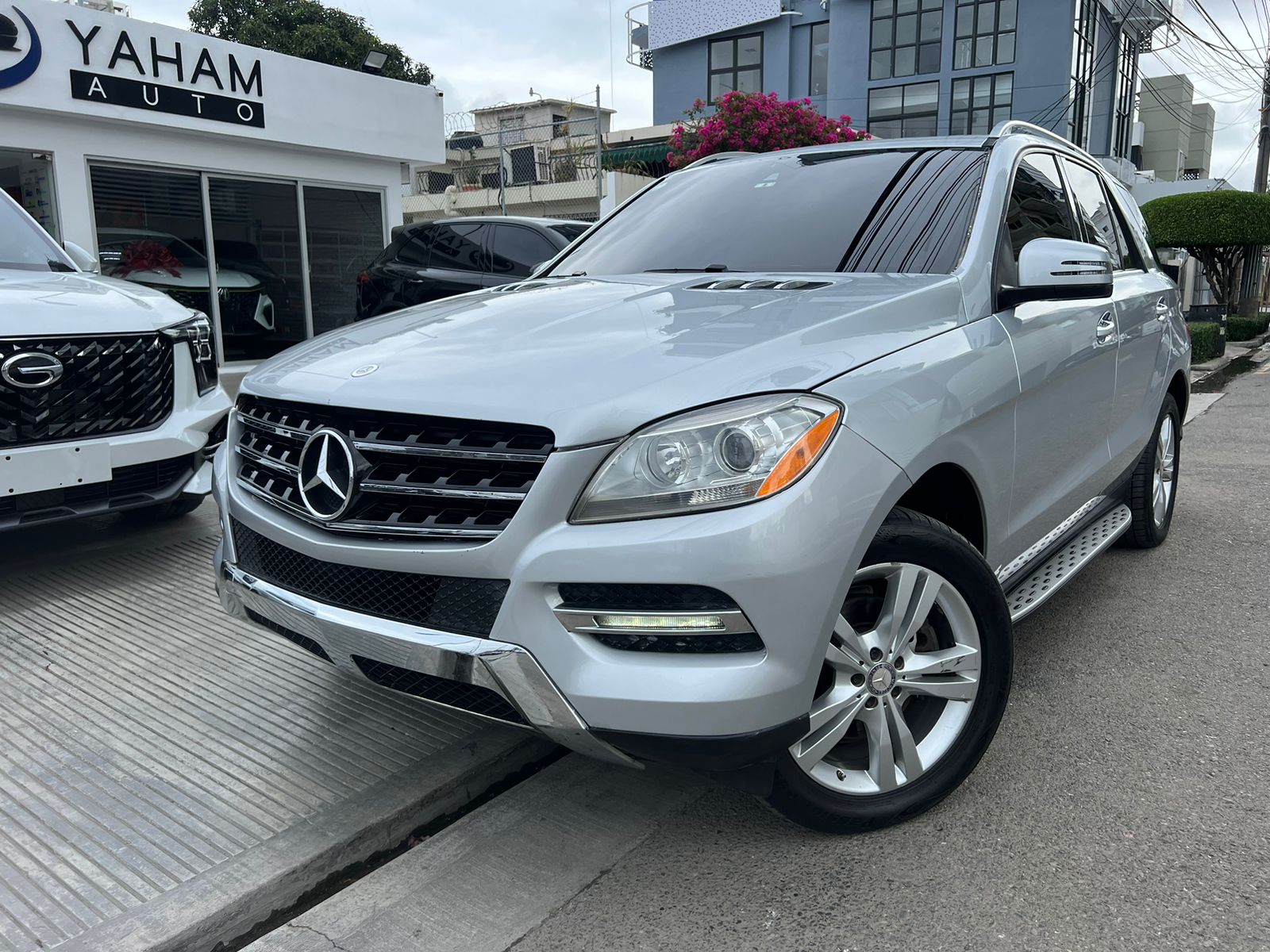 jeepetas y camionetas - MERCEDES BENZ ML 350 2014