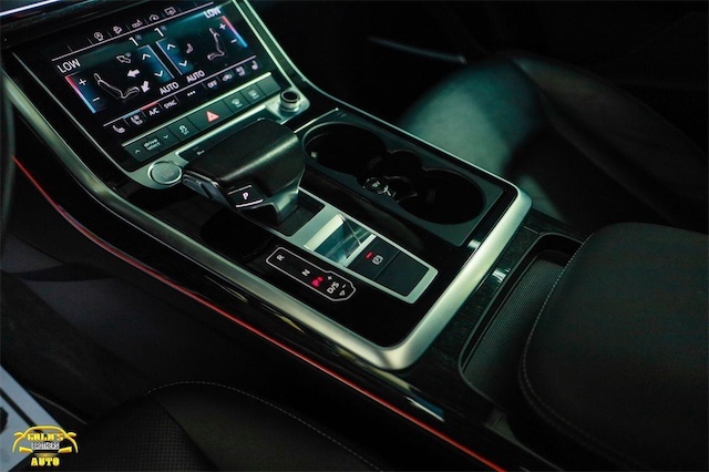 jeepetas y camionetas - Audi Q8 Premium Plus S-Line 2019 Clean Carfax  8