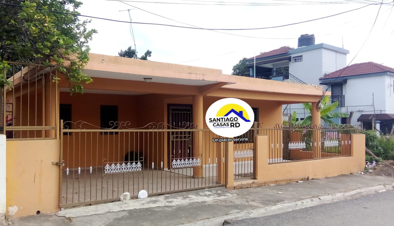 casas - CASA EN VENTA EN REPARTO PERALTA.