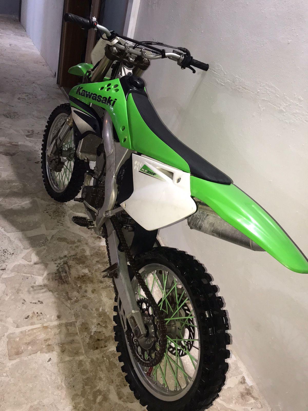 motores y pasolas - Kawasaki 2013 250 1