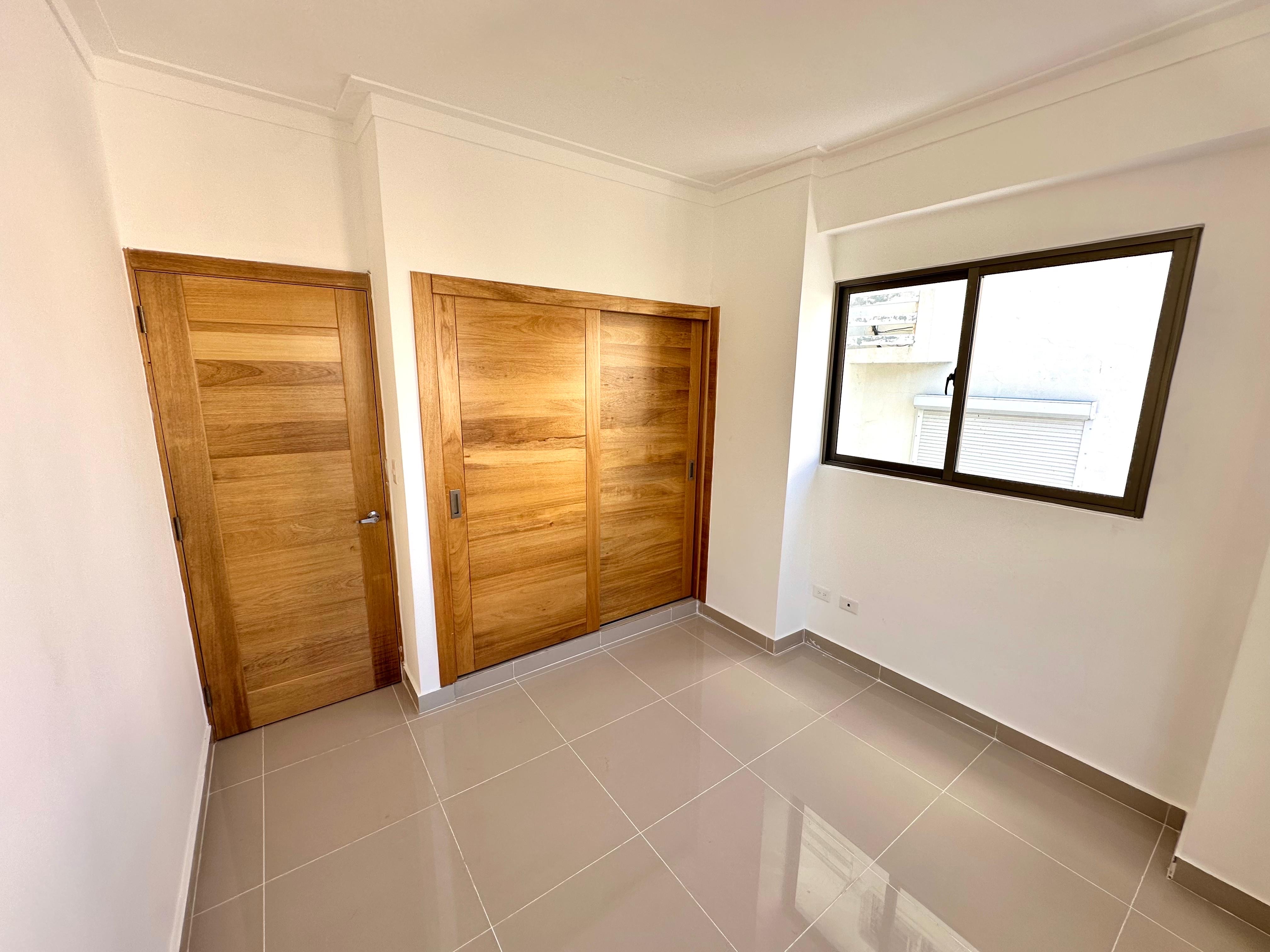 apartamentos - Segunda con terraza en venta ubicado en El Millón de 3 habitaciones  6