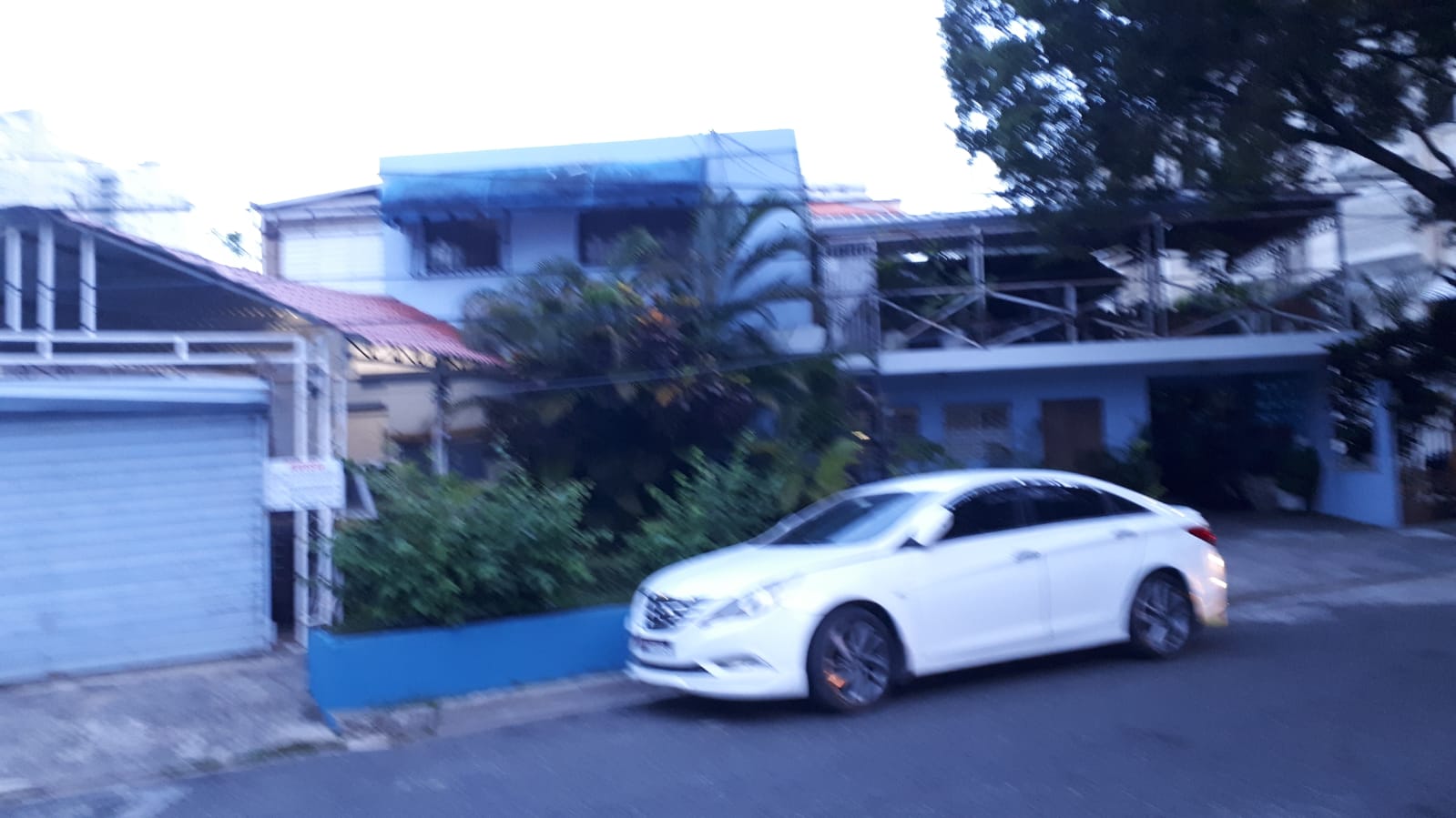 casas - Casa Comercial en el Vergel Cerca de la 27 Febrero