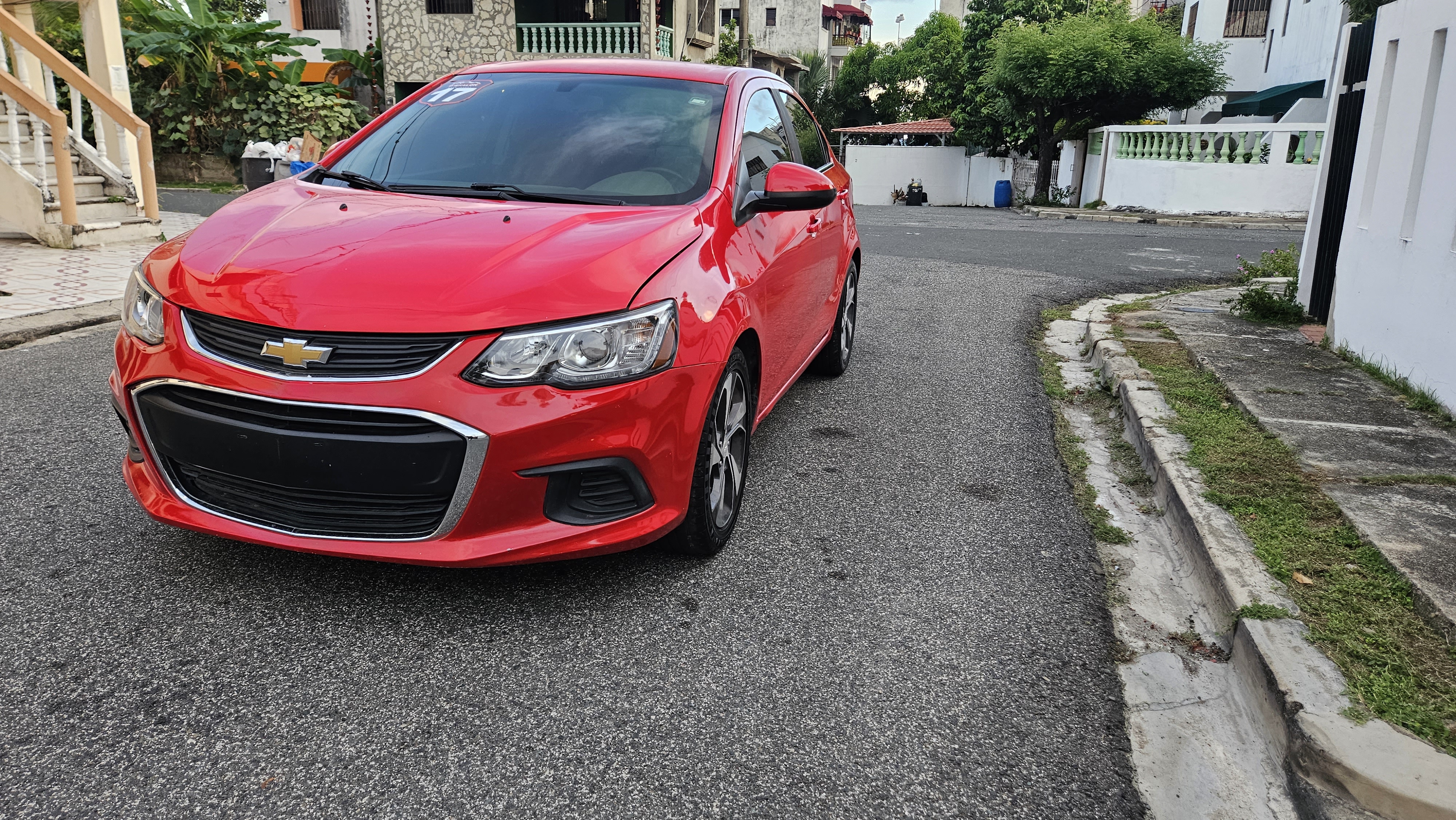 carros - Chevrolet sonic 2017 1