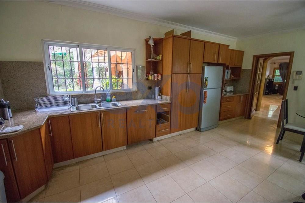 casas - Venta de Casa en Arroyo Hondo Carretera la Isabela 8