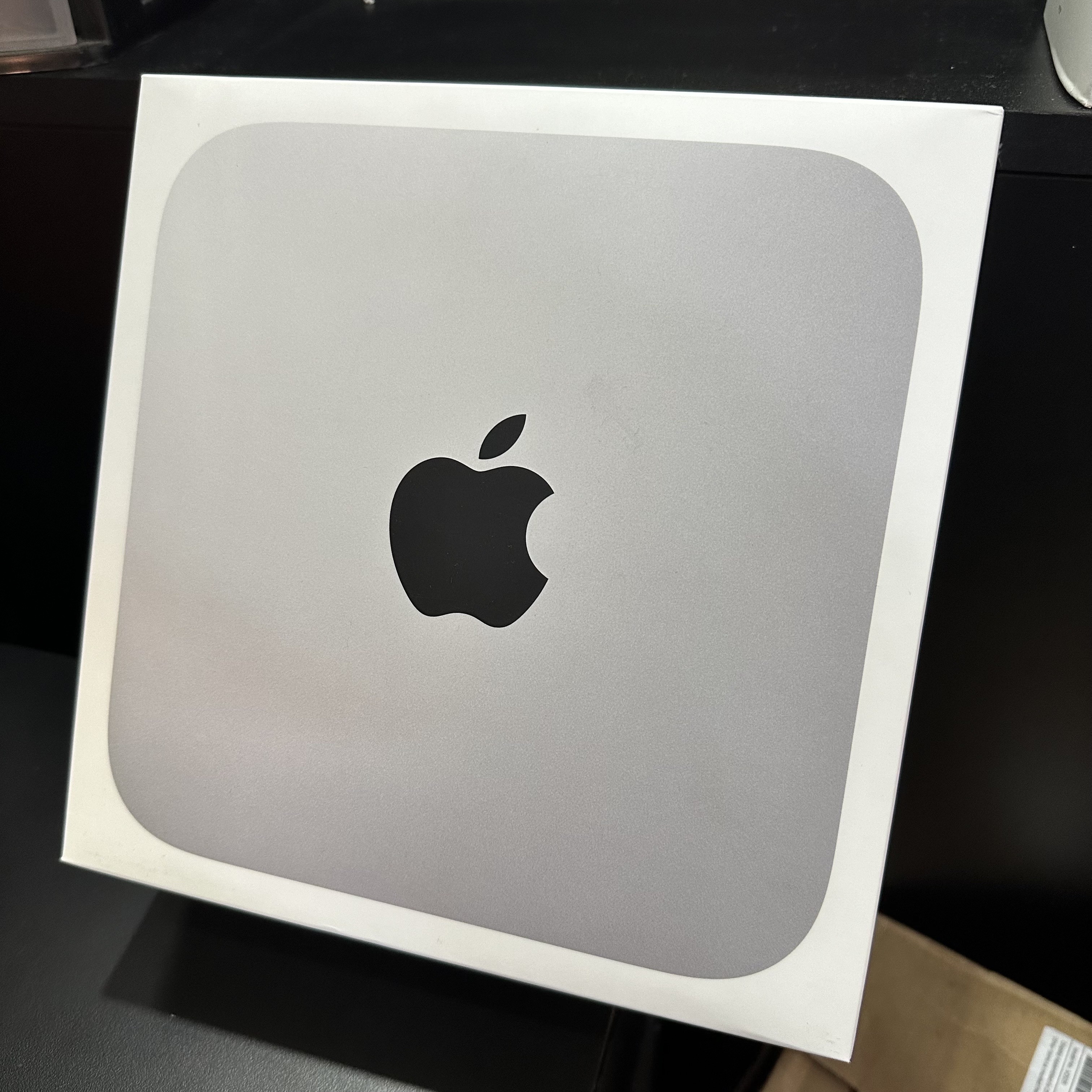 computadoras y laptops - Mac Mini M2 256 16GB RAM Sellada 🔥‼️ 0