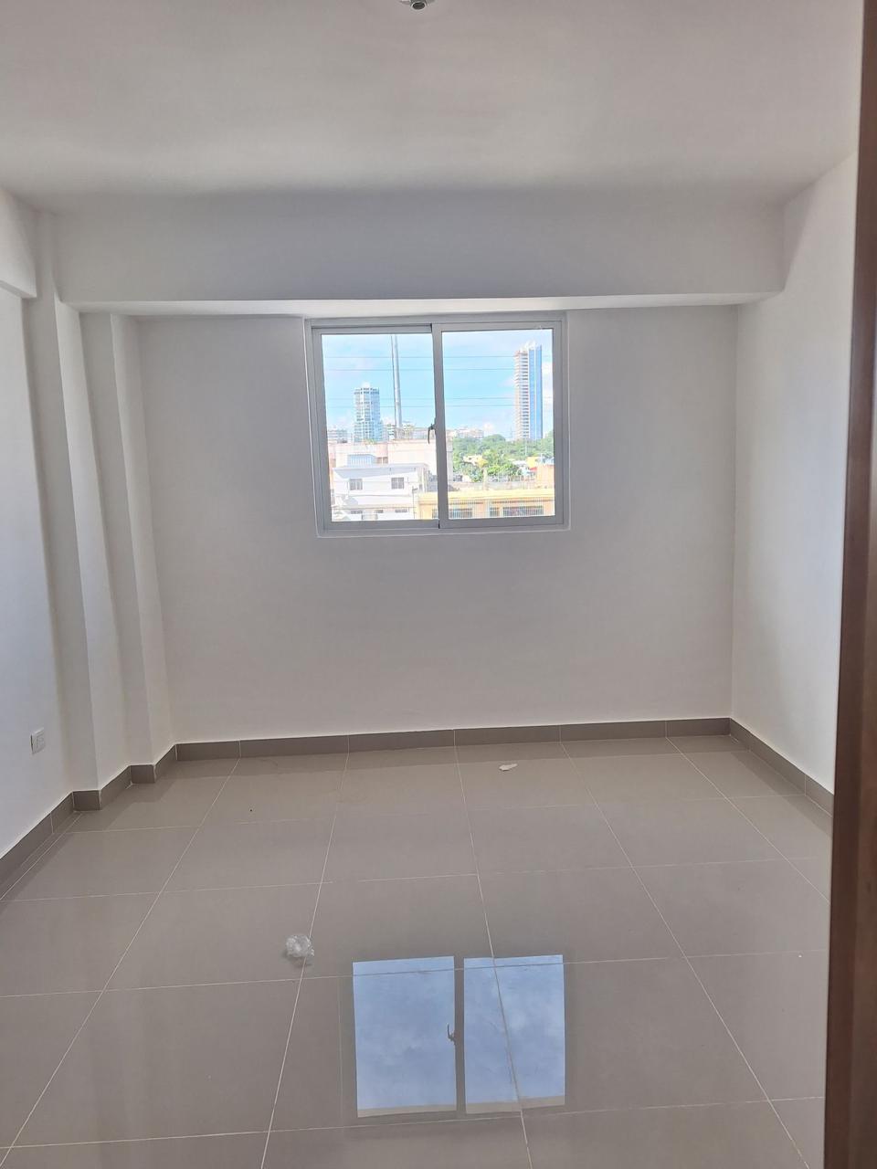 apartamentos - Vendo Apartamento En Miramar Sin Intermediario